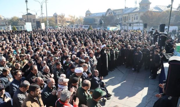 برگزاری مراسم تشییع و تدفین شهدای گمنام در همدان برگزاری مراسم تشییع و تدفین شهدای گمنام در همدان